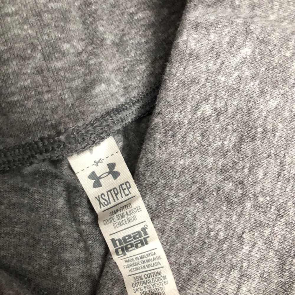 Under Armour crop/Capri pants - Picture 3 of 3